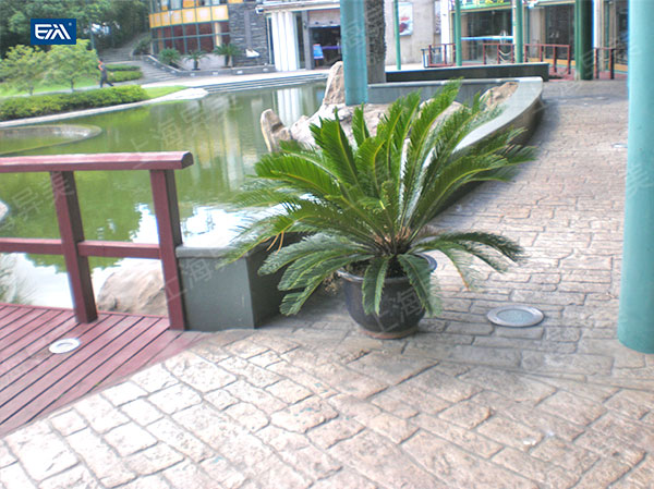 压花地坪有什么缺点